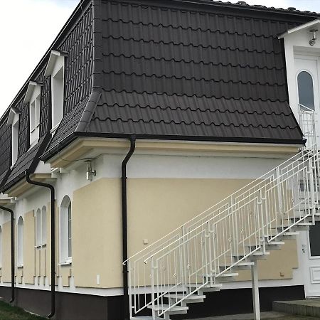 Penzion Aniko Diakovce-Sala Eksteriør billede
